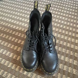 Dr. Martens 1460 Smooth Leather Boots